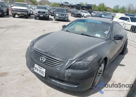 2009 Infiniti G37 Journey z USA, uszkodzony, nr VIN JNKCV64E09M602473